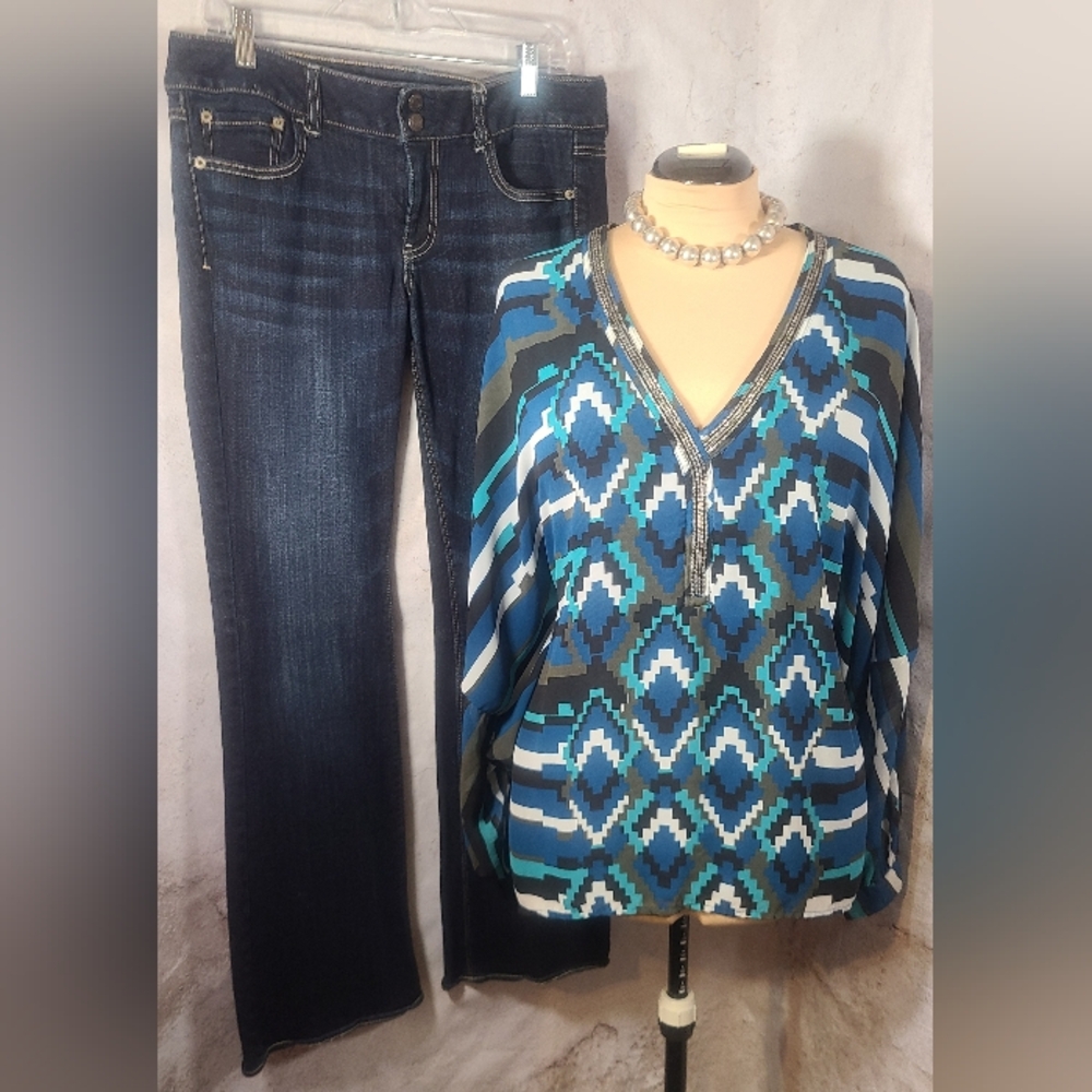 Lane Bryant 18/20 Sheer Top Silver Beaded Trim V-neck Geometric Blue White Black